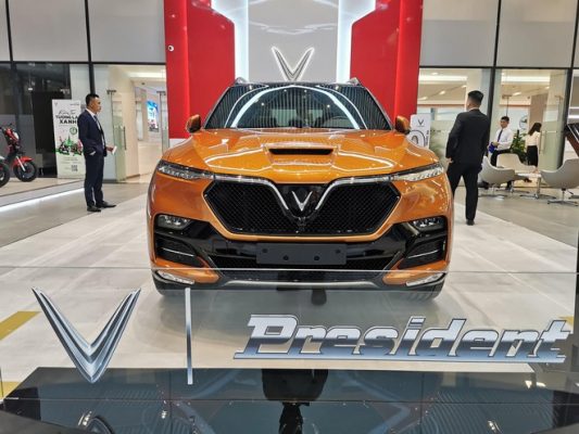 Xe tô tô Vinfast President